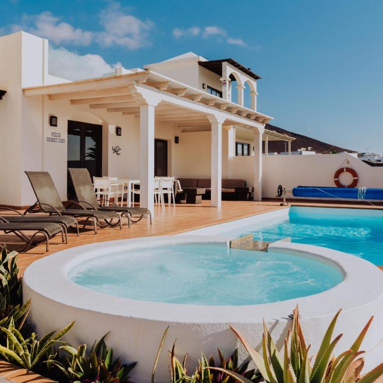 Villa Sunset Faro Deluxe & Spa Pool - Vacation Home - 2