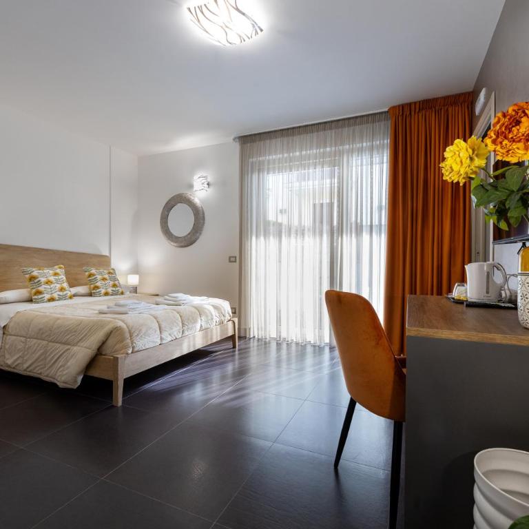Zaffiro Lavico rooms Etna nature sea - Camera Familiare Superior - 3