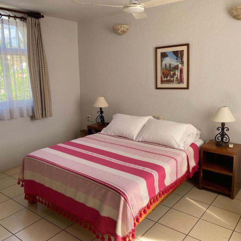 Hotel Zandoyo Bed & Breakfast - Habitación con cama grande - 2