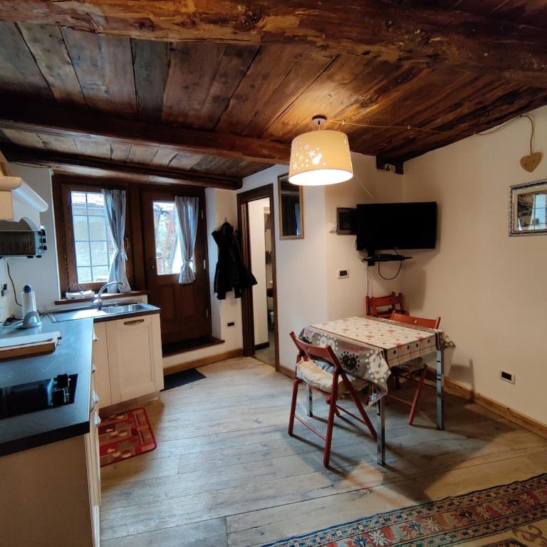 Piccolo Rifugio - Alpine Studio flat Valtournenche - Appartamento Monolocale con 1 Letto Matrimoniale - 10