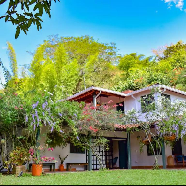 Espectacular finca Familiar en sopetran Antioquia - Casa de 6 dormitorios - 3
