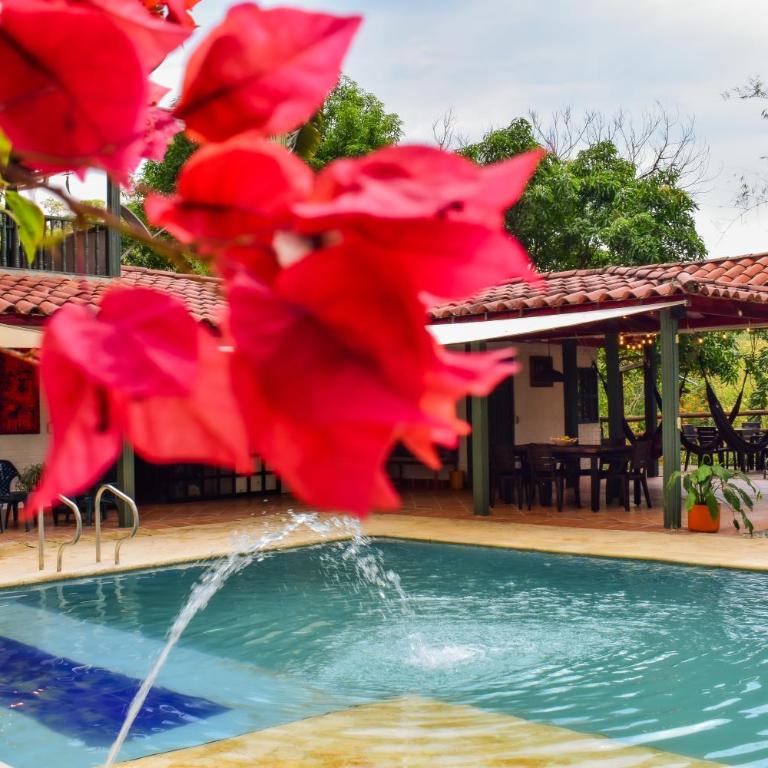 Espectacular finca Familiar en sopetran Antioquia - Casa de 6 dormitorios - 10