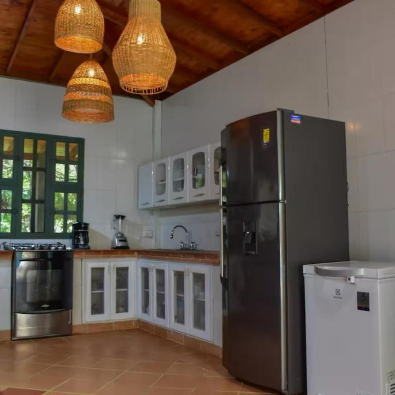 Espectacular finca Familiar en sopetran Antioquia - Casa de 6 dormitorios - 16