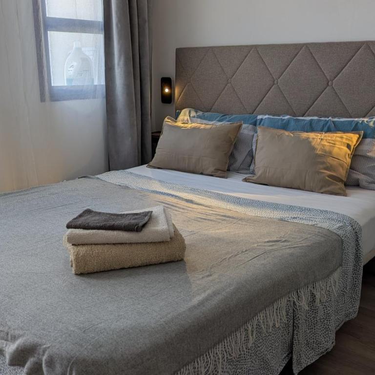 Cosy Bungalow with Terrace & Jacuzzi - One-Bedroom House - 20