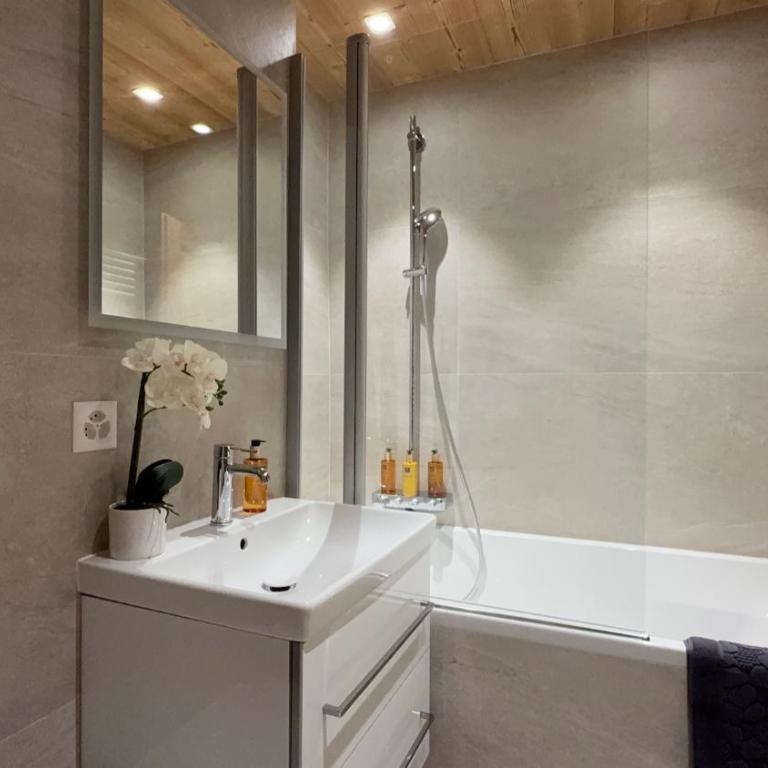 Daphné Heights by Villars Luxury - Apartment - 12
