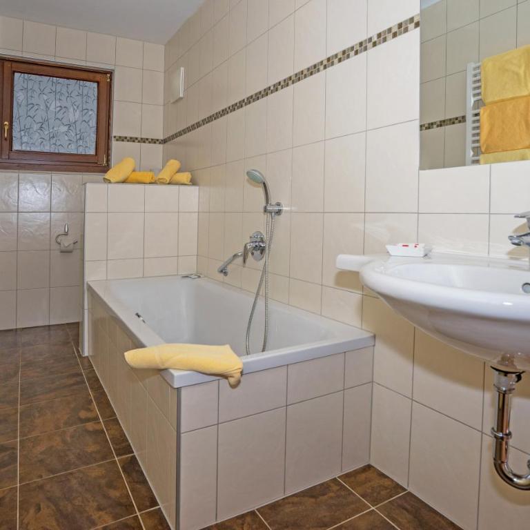 Haus Stampfer - Apartment mit 1 Schlafzimmer - 11