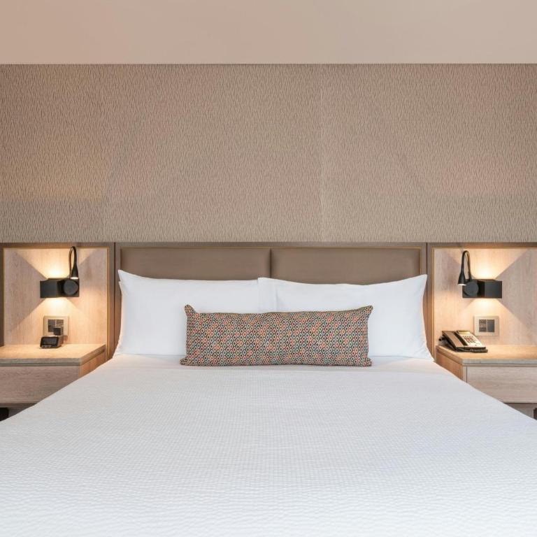 Residence Inn by Marriott Bogota - 1 Bedroom Larger suite with 1 King, Sofa bed, City view - 6