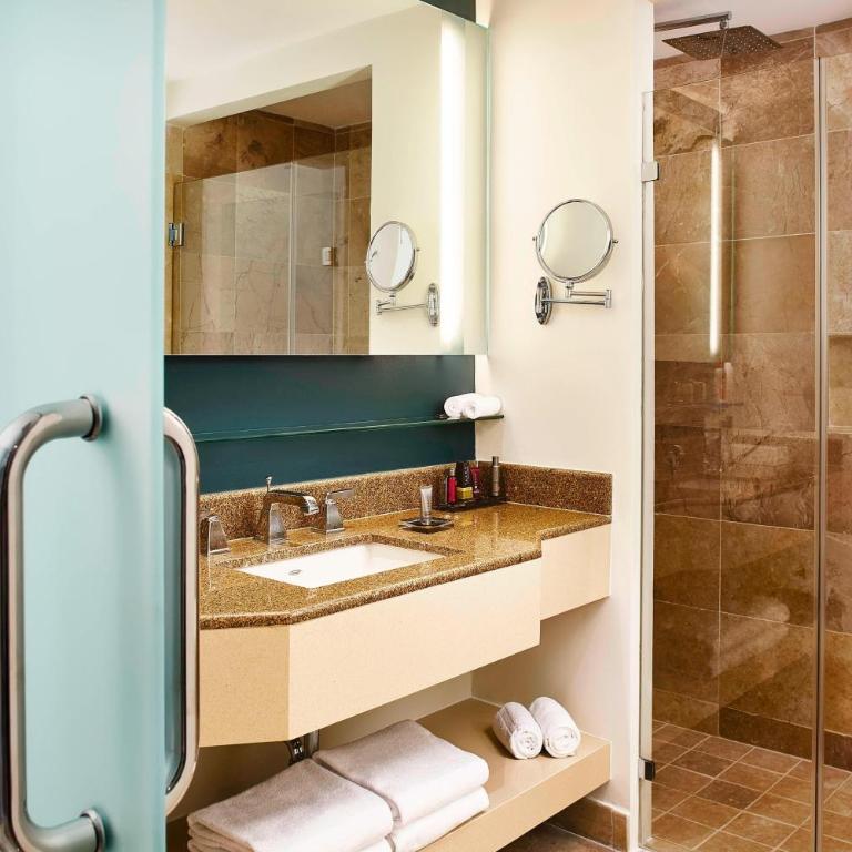 Marriott Puerto Vallarta Resort & Spa - Habitación con 2 camas dobles - Frente al mar - 7