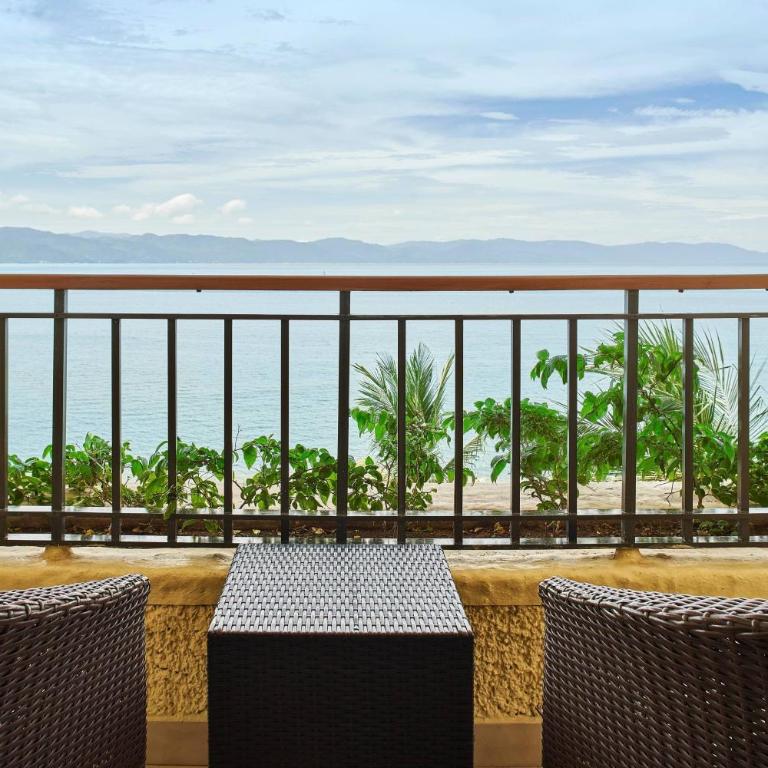 Marriott Puerto Vallarta Resort & Spa - Suite Governor más amplia de 1 dormitorio con vistas al mar - 1 cama extragrande - 4
