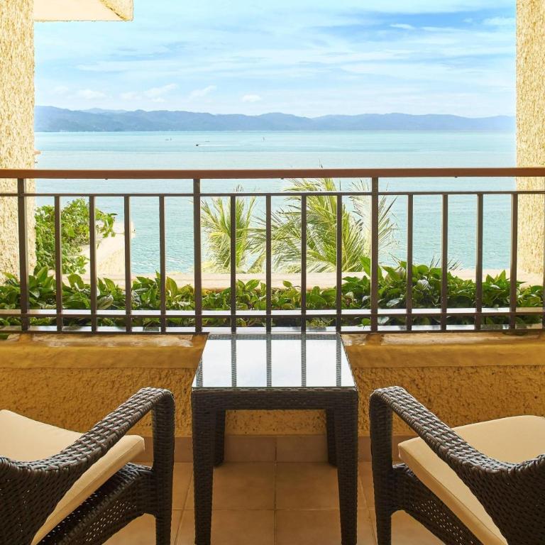 Marriott Puerto Vallarta Resort & Spa - Suite Governor más amplia de 1 dormitorio con vistas al mar - 1 cama extragrande - 5