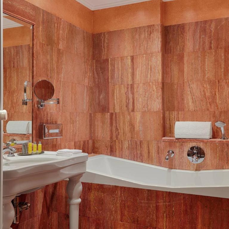 Rome Marriott Park Hotel - Executive Junior Suite with lounge access - 1
