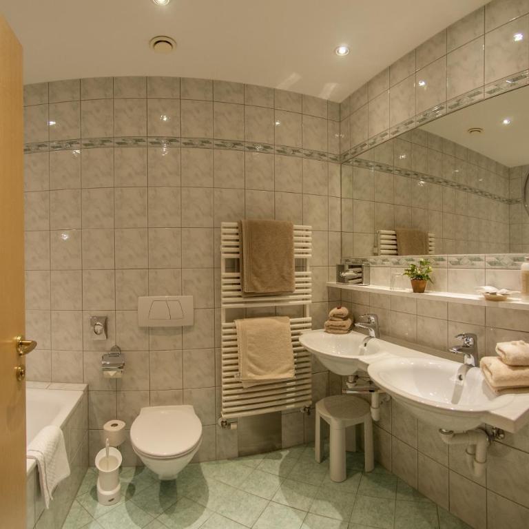 Pension Alwin - Superior Dreibettzimmer - 11