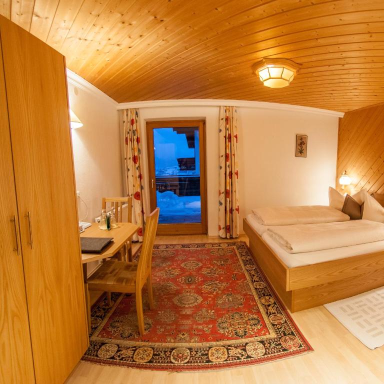 Pension Alwin - Doppelzimmer - 8