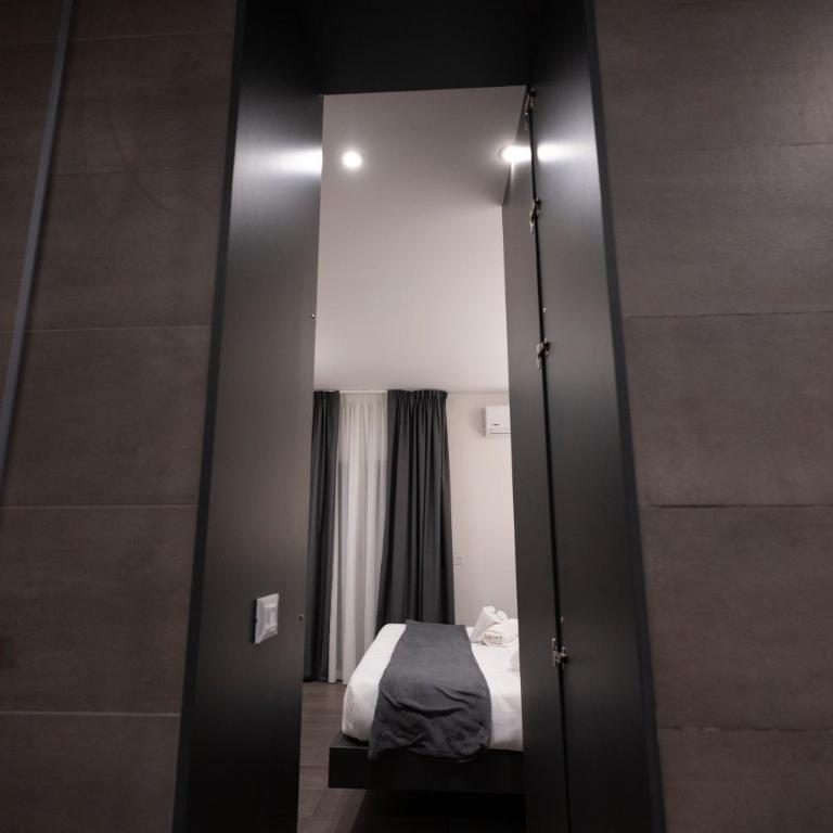 La Mia Terra Boutique Rooms - Camera Queen con Balcone - 5
