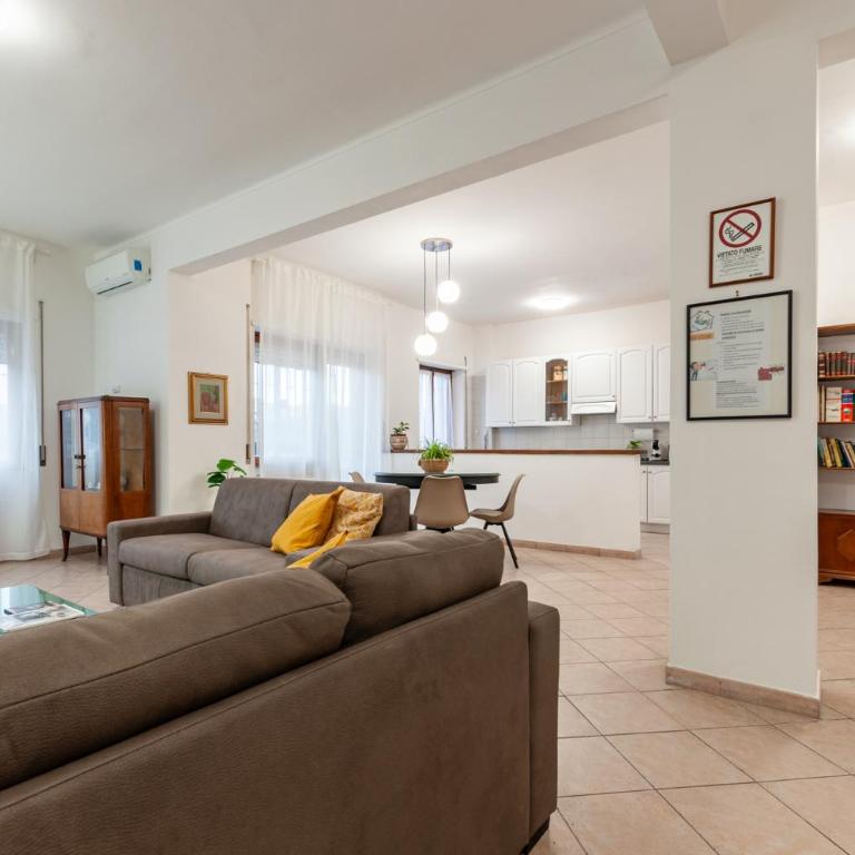 Antille Apartment 700 m dal mare - Appartamento con 2 Camere da Letto e Vista Città - 17