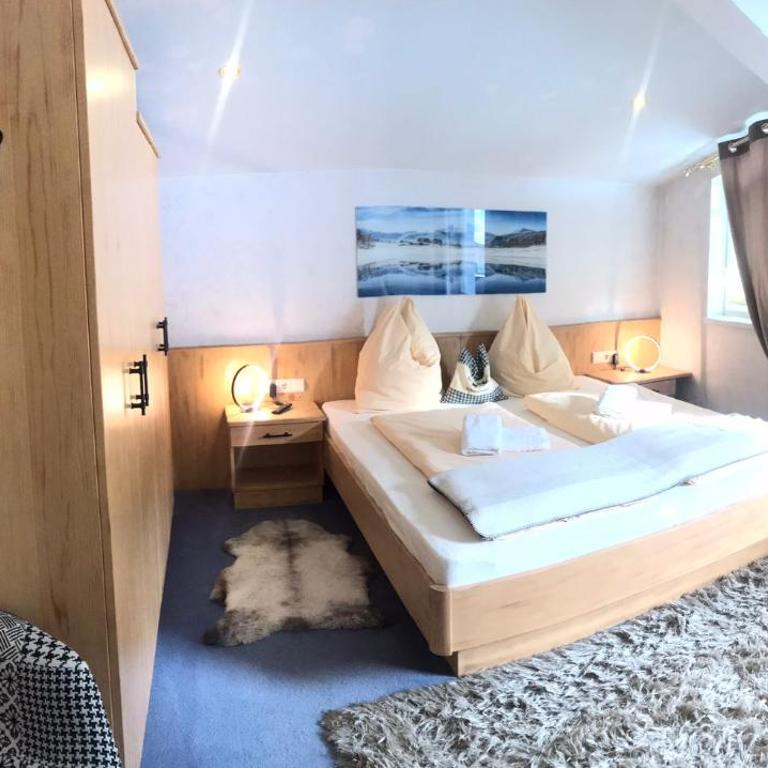 Landhaus Josefa - Three-Bedroom Apartment with 2 Balconies and Mountain View - 1