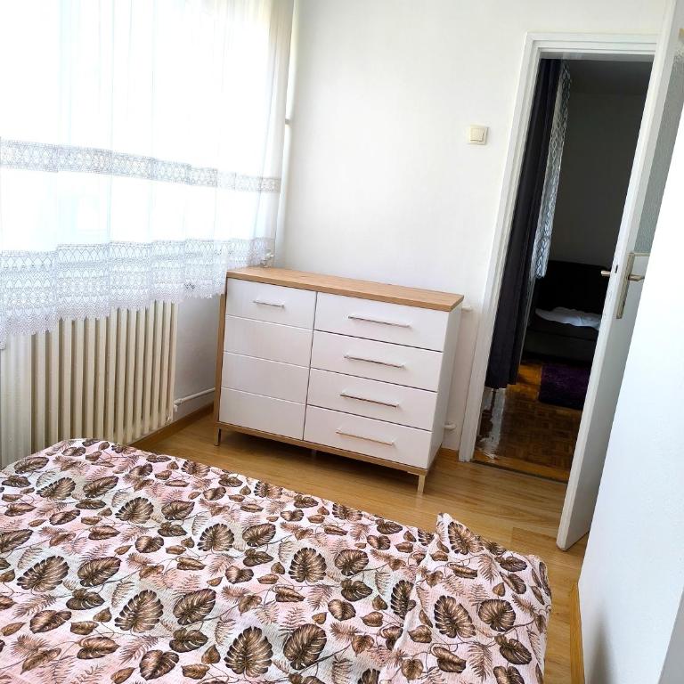 Apartment Sneki Banja Luka - One-Bedroom Apartment - 4