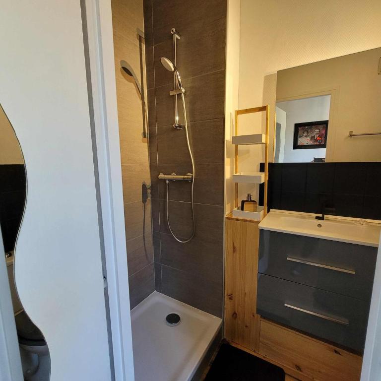 Le Beau Site - Studio Apartment - 23