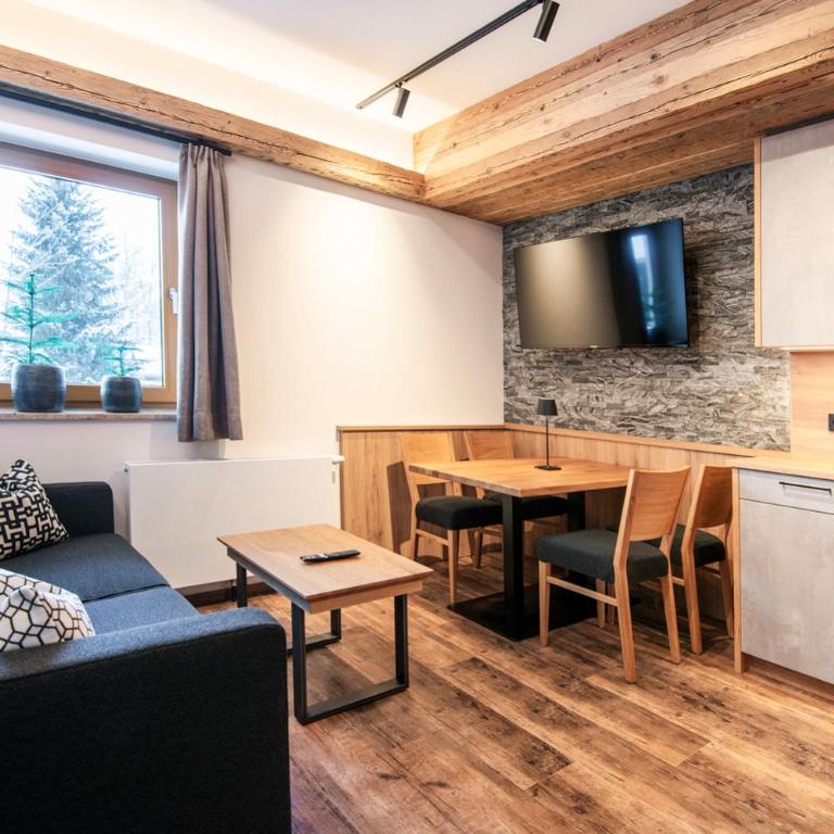 AlpinSpa zur Post Apartment - Bergbahn im Sommer 2026 inklusive - Deluxe Apartment mit 2 Schlafzimmern - 5