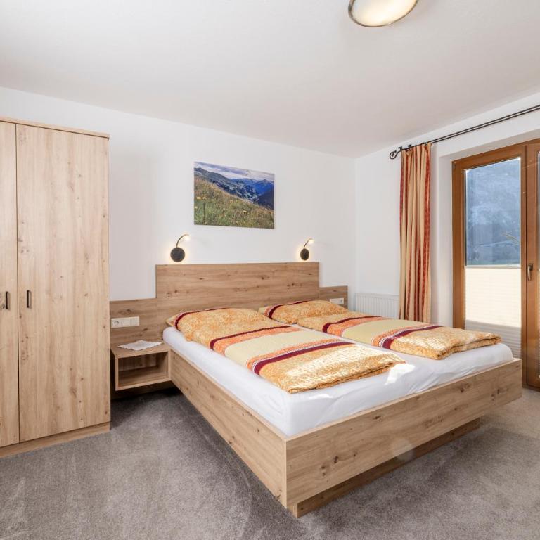 Lippnerhof - Two-Bedroom Apartment - 3