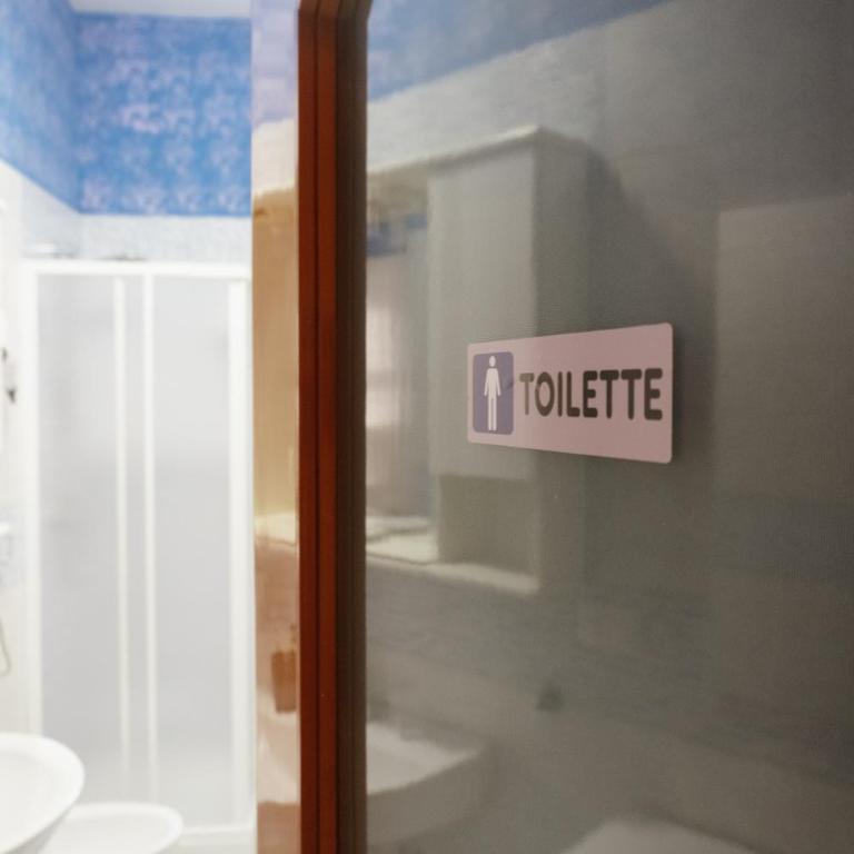 Domus Aurea relax room - Camera Familiare - 12