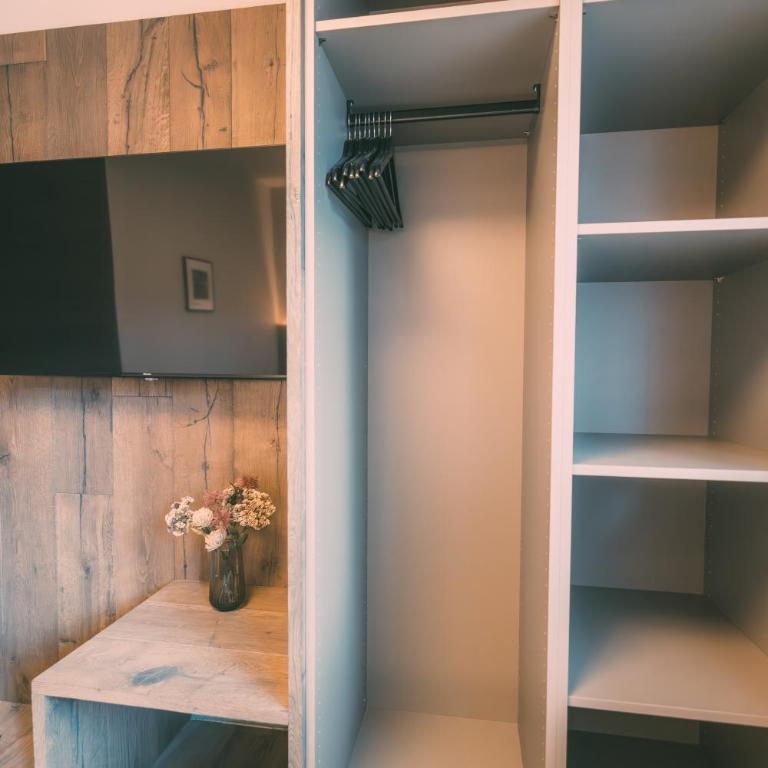 LIVALPIN 2Enjoy - with private Sauna - Two-Bedroom Apartment with Sauna, Balcony and Mountain View - 36