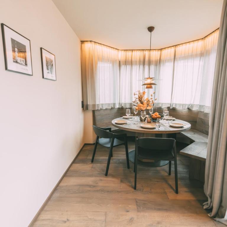 LIVALPIN 2Enjoy - with private Sauna - Two-Bedroom Apartment with Sauna, Balcony and Mountain View - 15