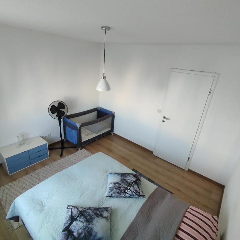NN 1984 Sarajevo - Two-Bedroom Apartment - 10