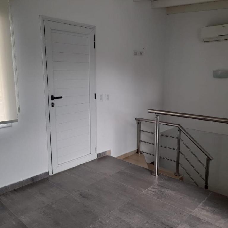 casa alquiler Pinamar, barrio nayades - Three-Bedroom House - 16