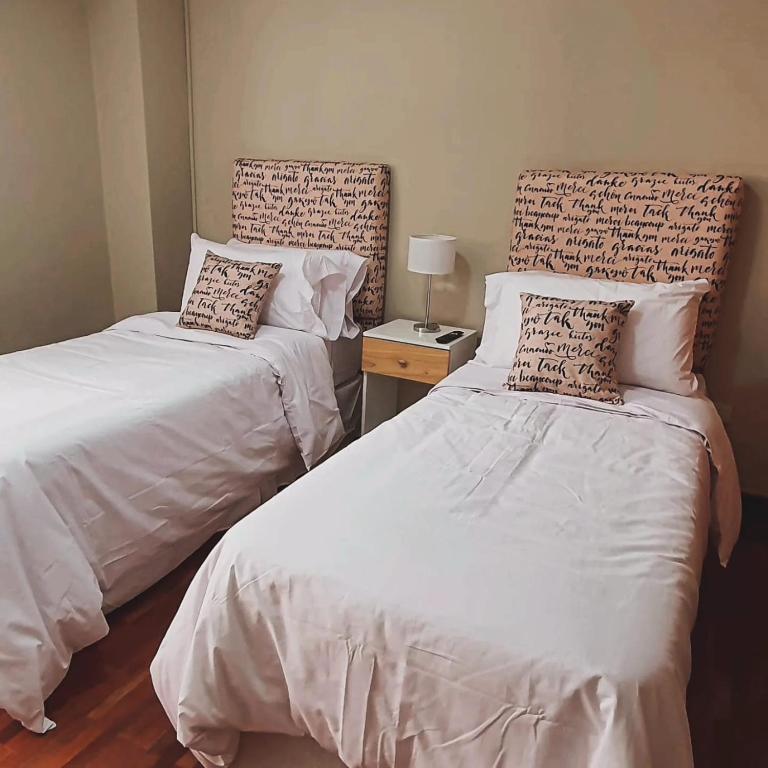 Departamento Caseros Centro - Apartamento Deluxe de 2 dormitorios con balcón - 6