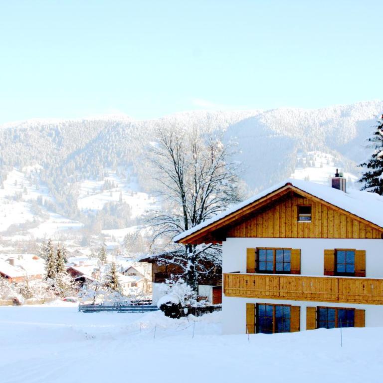 Haus Schwänli mit Kachelofen und Sauna - Haus mit 4 Schlafzimmern - 47