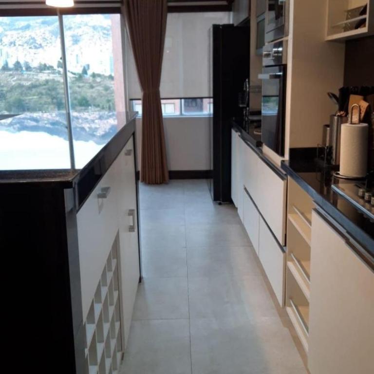 Luxury Apartment, Prime Location, Panoramic Views - Apartamento Suite de 3 dormitorios - 20