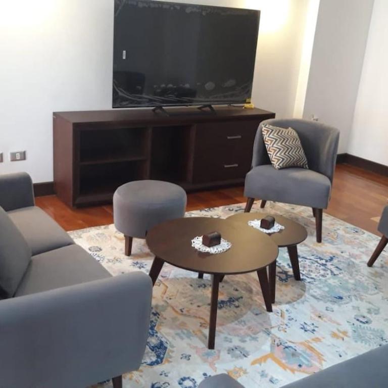 Luxury Apartment, Prime Location, Panoramic Views - Apartamento Suite de 3 dormitorios - 28