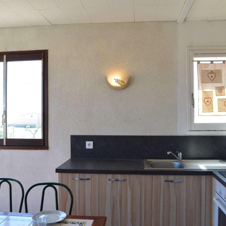 SP930-004 Appartement 3 pièces 4 couchages SAINT PIERRE LA MER - Apartment mit 2 Schlafzimmern - 4