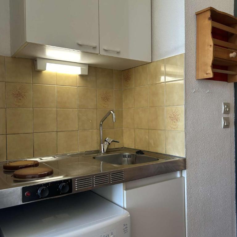SP690-045 Studio Cabine 4 couchages SAINT PIERRE LA MER - Appartement 1 Chambre - 4