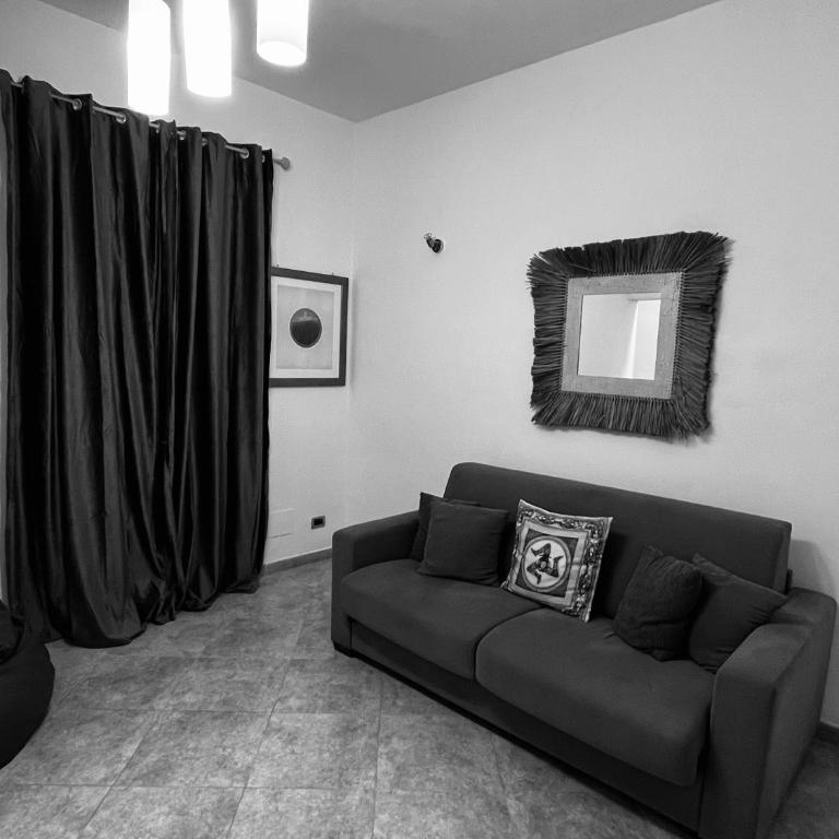 Sicilia Vacation rooms - Camera Matrimoniale - 9
