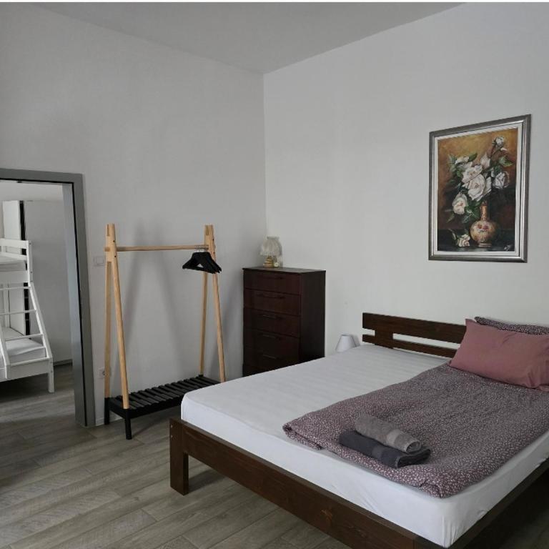 Sarajevo central quiet apartment,private free parking - Apartman sa 2 Spavaće Sobe - 22