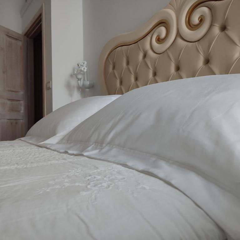 ROSSINI GUEST HOUSE - Double Room with Balcony - 24