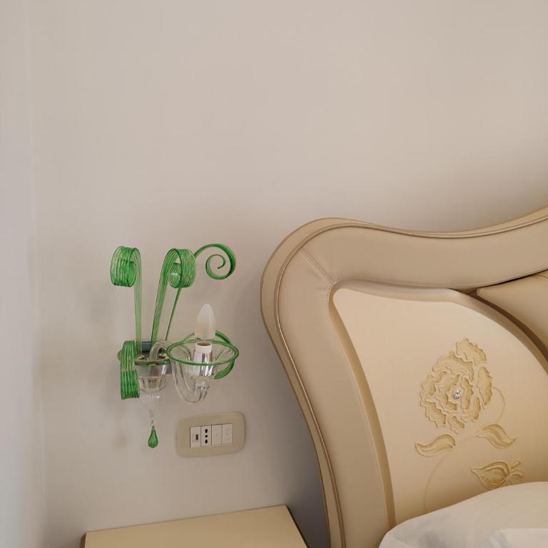 ROSSINI GUEST HOUSE - Double Room with Balcony - 28
