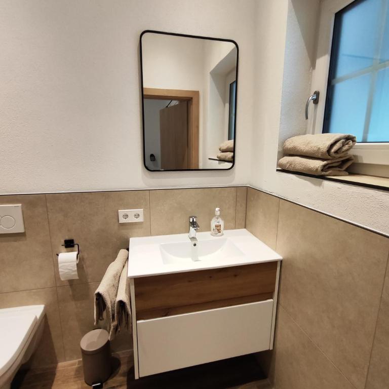 Apart Anna & Anton - Apartment mit 2 Schlafzimmern und Bergblick - 16