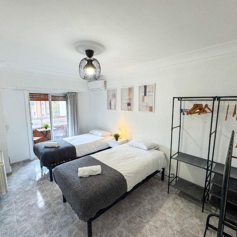 El Aguila Del Pilar ComoTuCasa - Three-Bedroom Apartment - 10