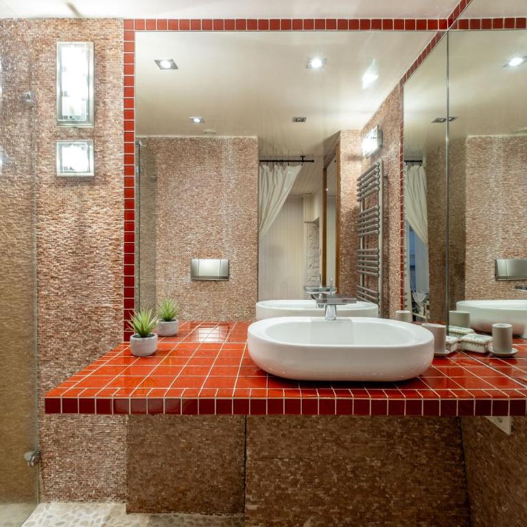 Loft d Exception au Pied des Champs-Élysées - Appartement 2 Chambres - 37