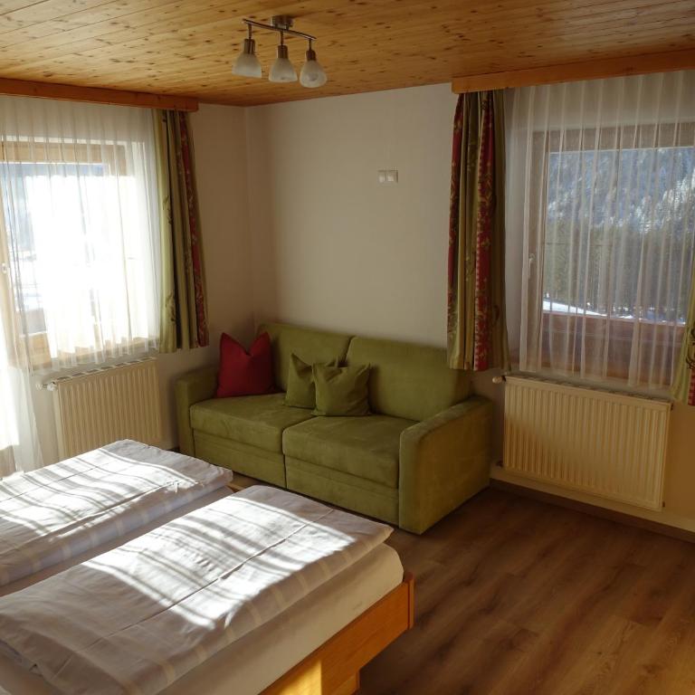 Aparthaus Birkenheim - Two-Bedroom Apartment (2-3 Adults) with Balcony - 5