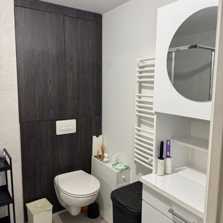 Studio à Louer Aiguerelles - Apartamento de 1 dormitorio - 3