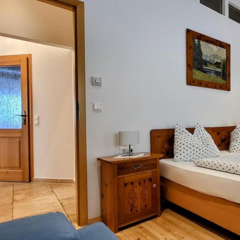 Pension Sedlak - Familienzimmer mit Balkon - 7