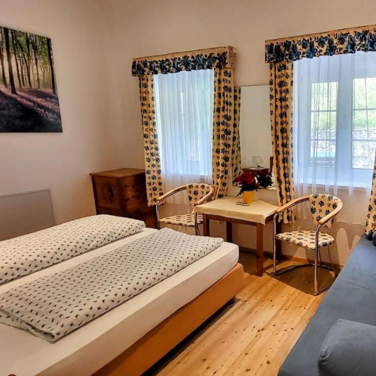 Pension Sedlak - Familienzimmer mit Balkon - 8