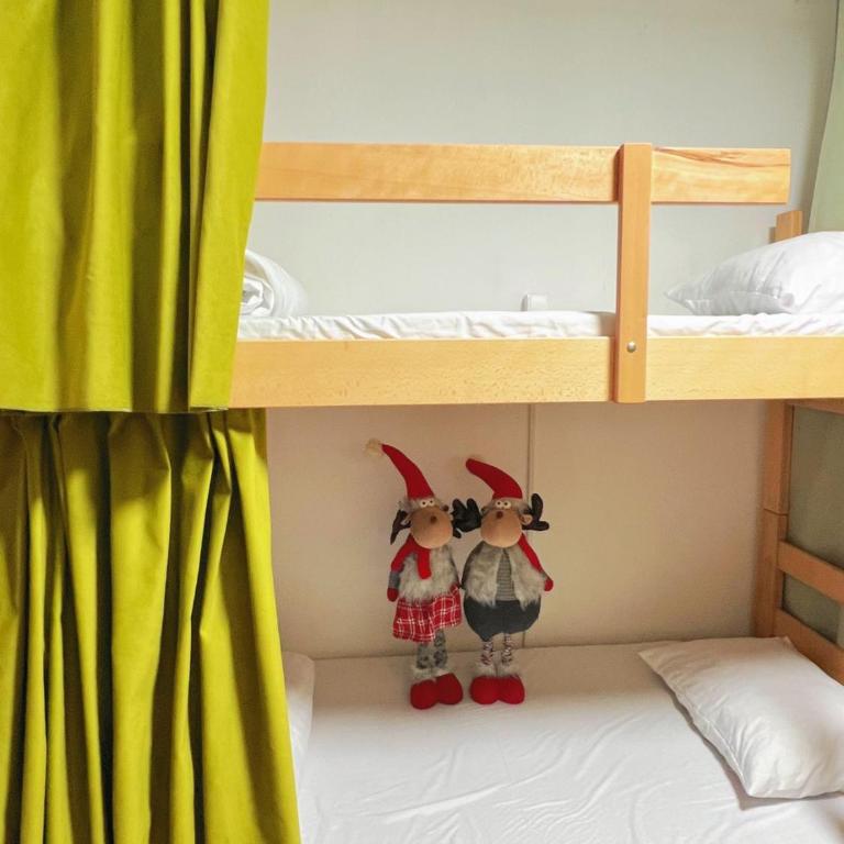 Eleven Hostel - Krevet u Desetokrevetnoj Mešovitoj Spavaonici - 1