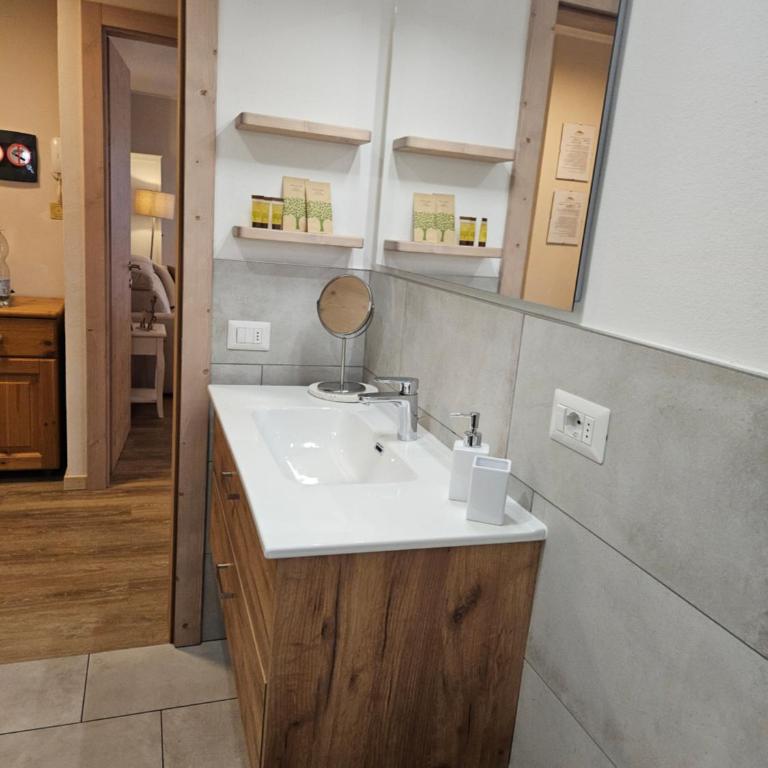 Dany Lodge Snow & Fun - Appartamento con 2 Camere da Letto e con Vista Montagna - 14