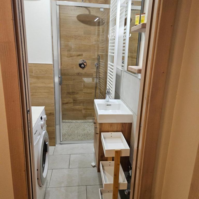 Dany Lodge Snow & Fun - Appartamento con 2 Camere da Letto e con Vista Montagna - 17