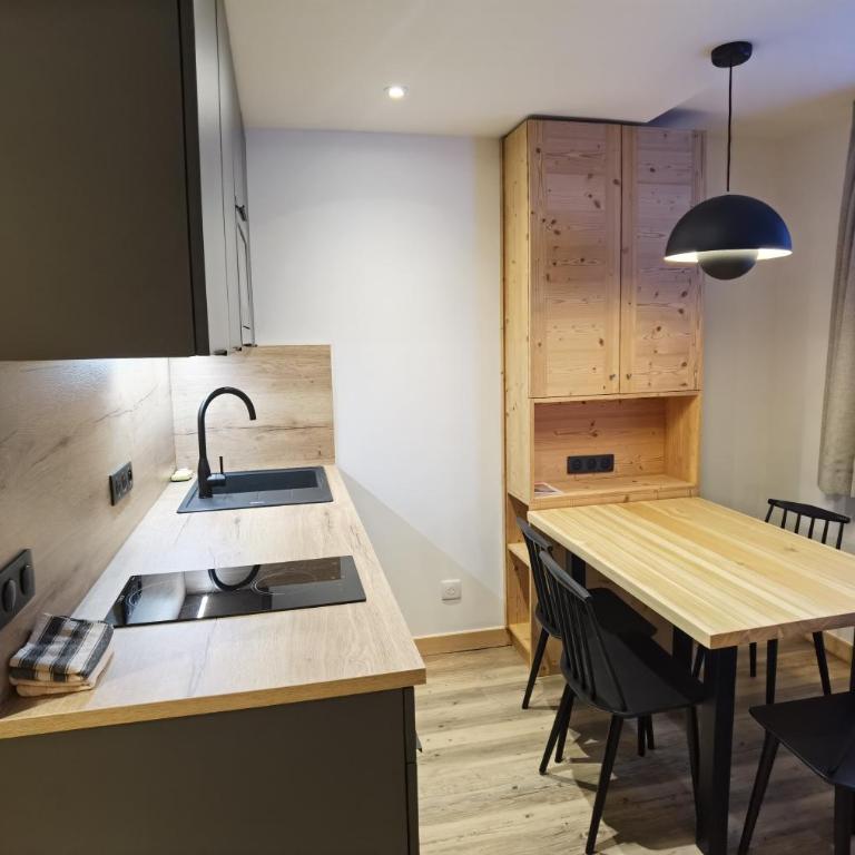 MyHome RPP184 - Emplacement imbattable, Studio 4 pax remis à neuf ! - Apartamento Estudio con balcón - 4